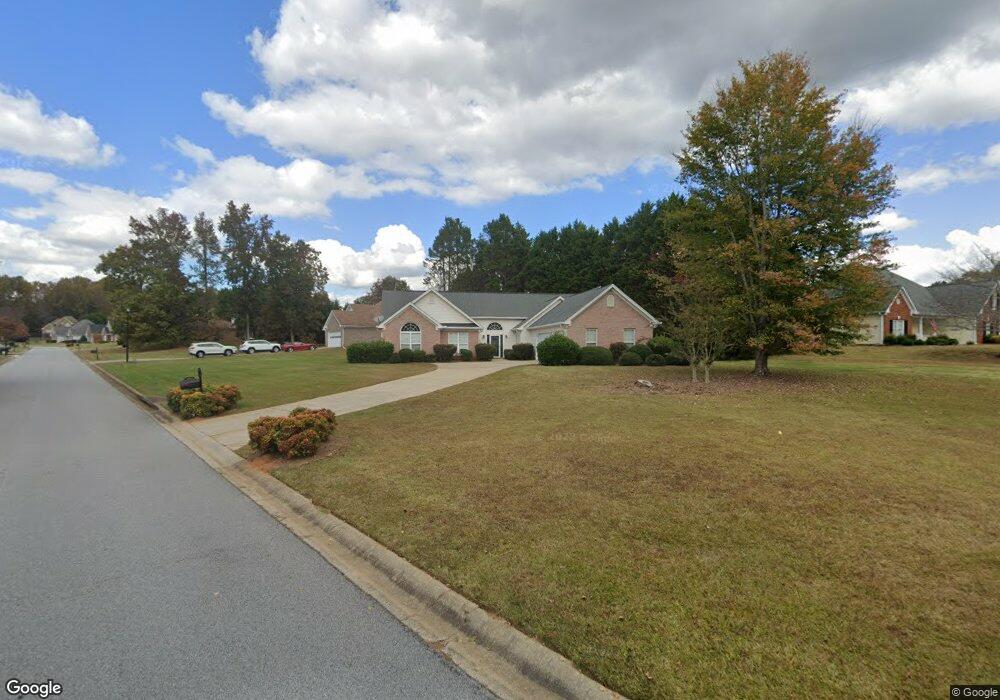 4814 Streamside Dr, Flowery Branch, GA 30542 - photo 1