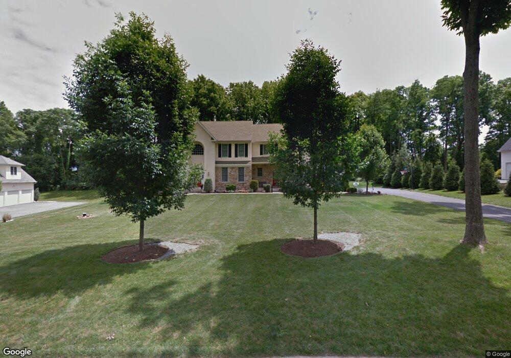 1003 Birchwood Ln, Glen Mills, PA 19342 - photo 1