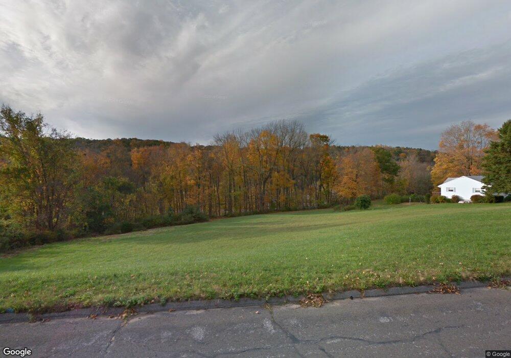 53 Pole Bridge Rd, Sandy Hook, CT 06482 - photo 1