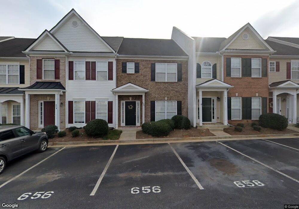 656 Kenridge Way unit 656, Suwanee, GA 30024 - photo 1