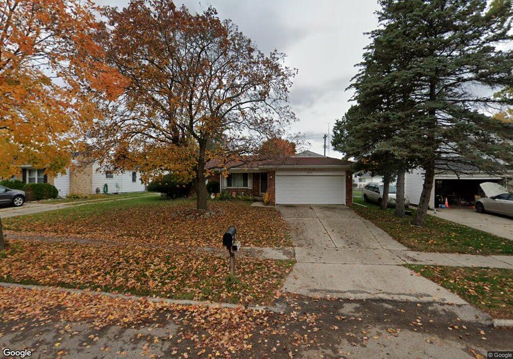 4032 Sheffield Blvd, Lansing, MI 48911 - photo 1