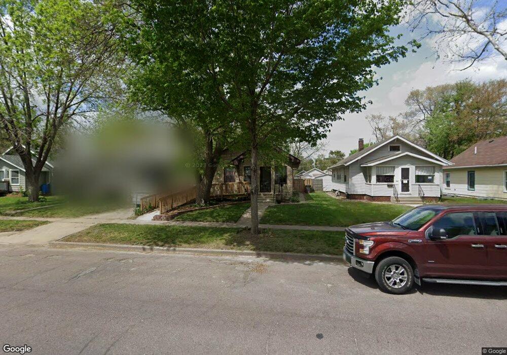 2144 E Walnut St, Des Moines, IA 50317 - photo 1