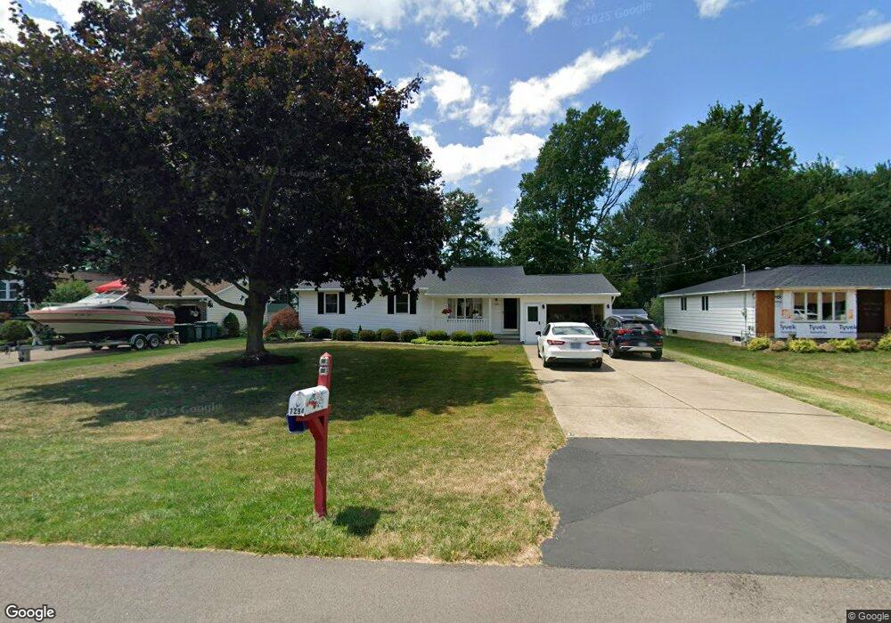 7294 Nickett Dr, North Tonawanda, NY 14120 - photo 1