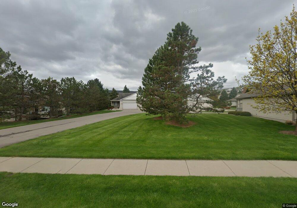 1725 Bushwood Ln, Lansing, MI 48917 - photo 1