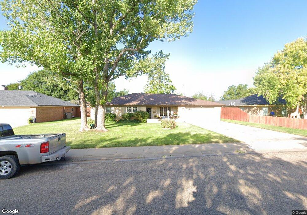 604 Bennett Dr, Dumas, TX 79029 - photo 1