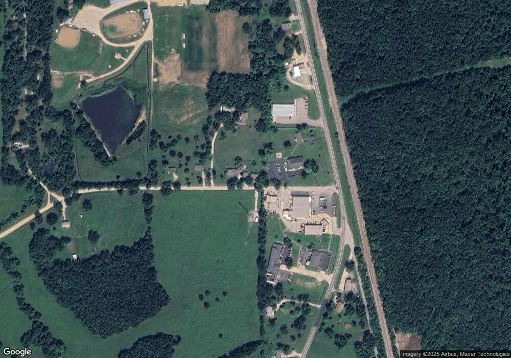 102 Hendricks Rd, Crocker, MO 65452 - photo 1