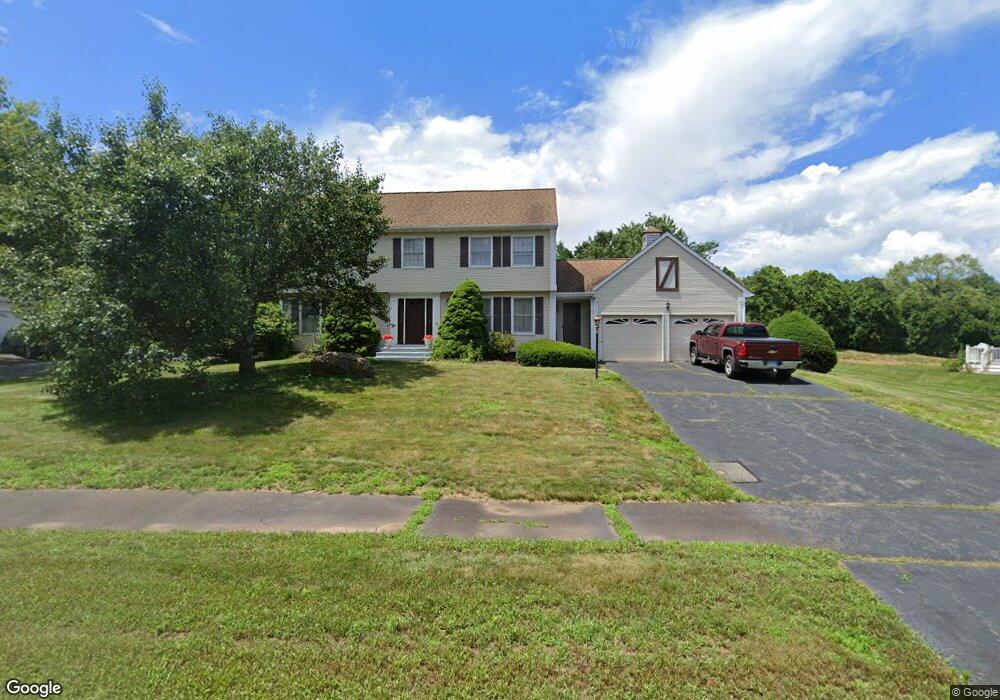 302 Trapper Cir, Windsor, CT 06095 - photo 1