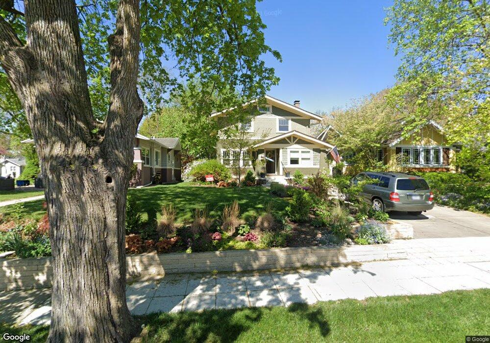 1050 45th St, Des Moines, IA 50311 - photo 1