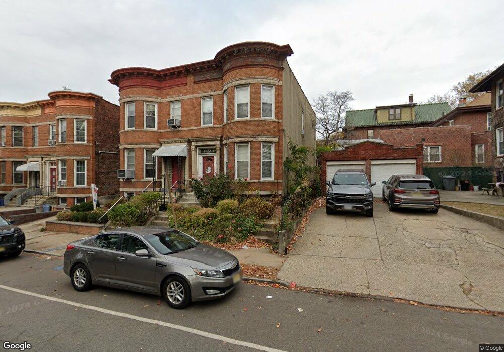 250 Woodlawn Ave, Jersey City, NJ 07305 - photo 1