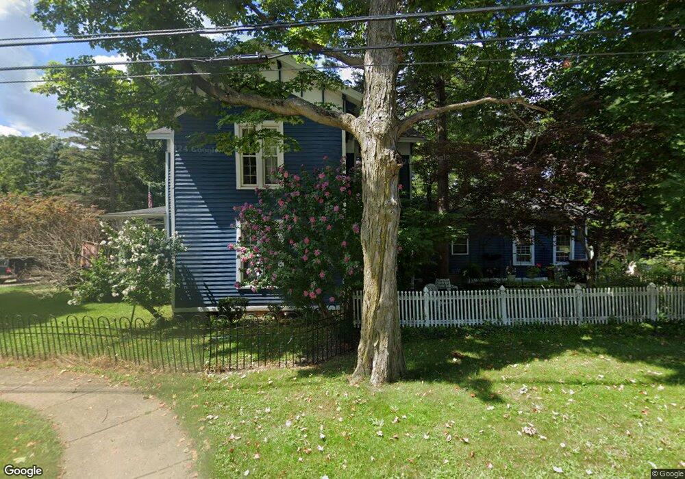 331 N Division St, Marshall, MI 49068 - photo 1