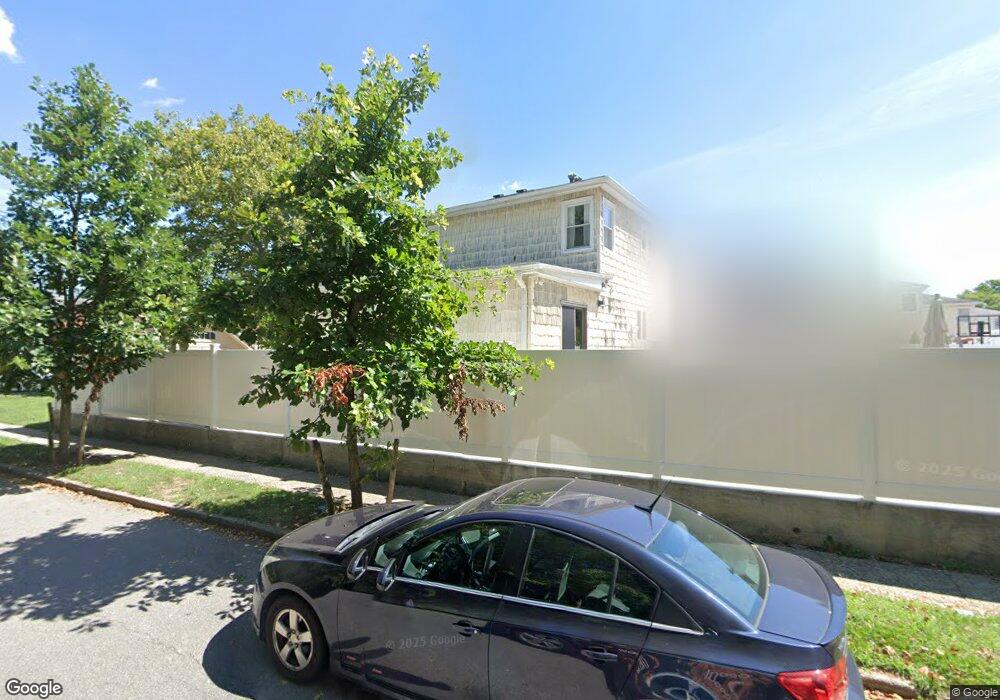 18 Nadine St, Staten Island, NY 10306 - photo 1