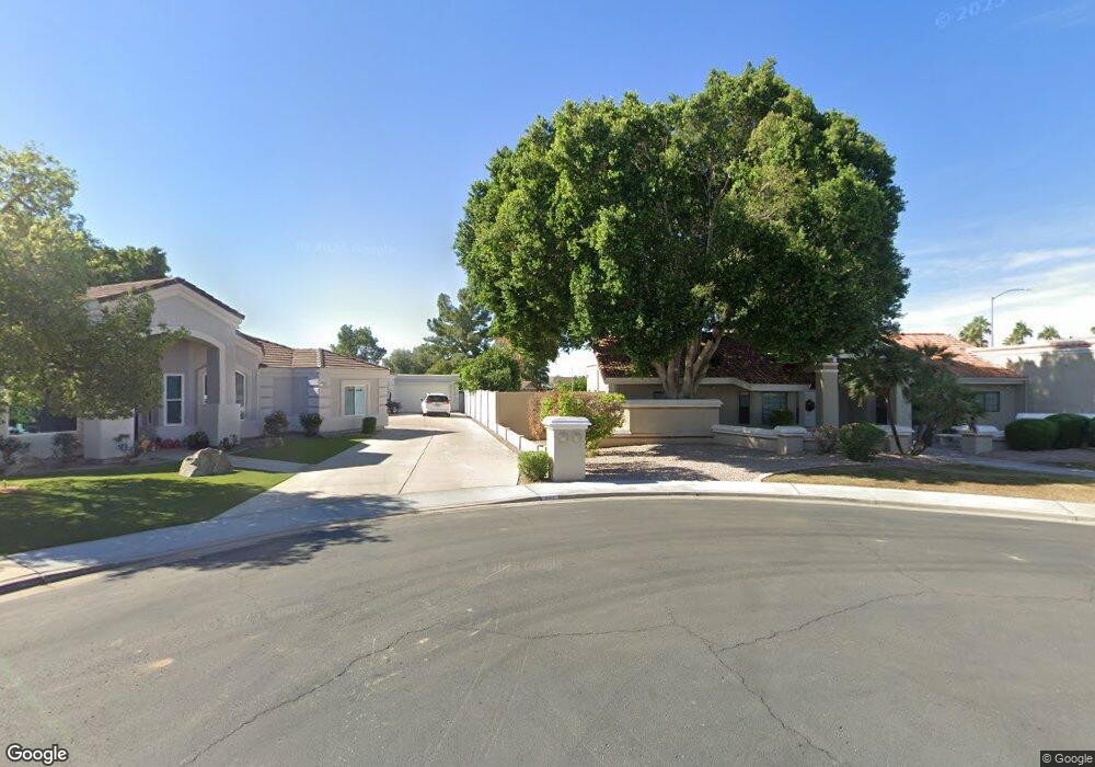 902 N Loma Vista Cir, Mesa, AZ 85213 - photo 1