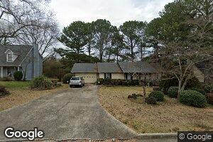 2045 Skyland Glen Dr, Snellville, GA 30078