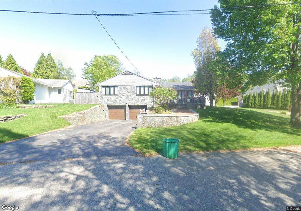 25 White Oak Ln, Cranston, RI 02920 - photo 1