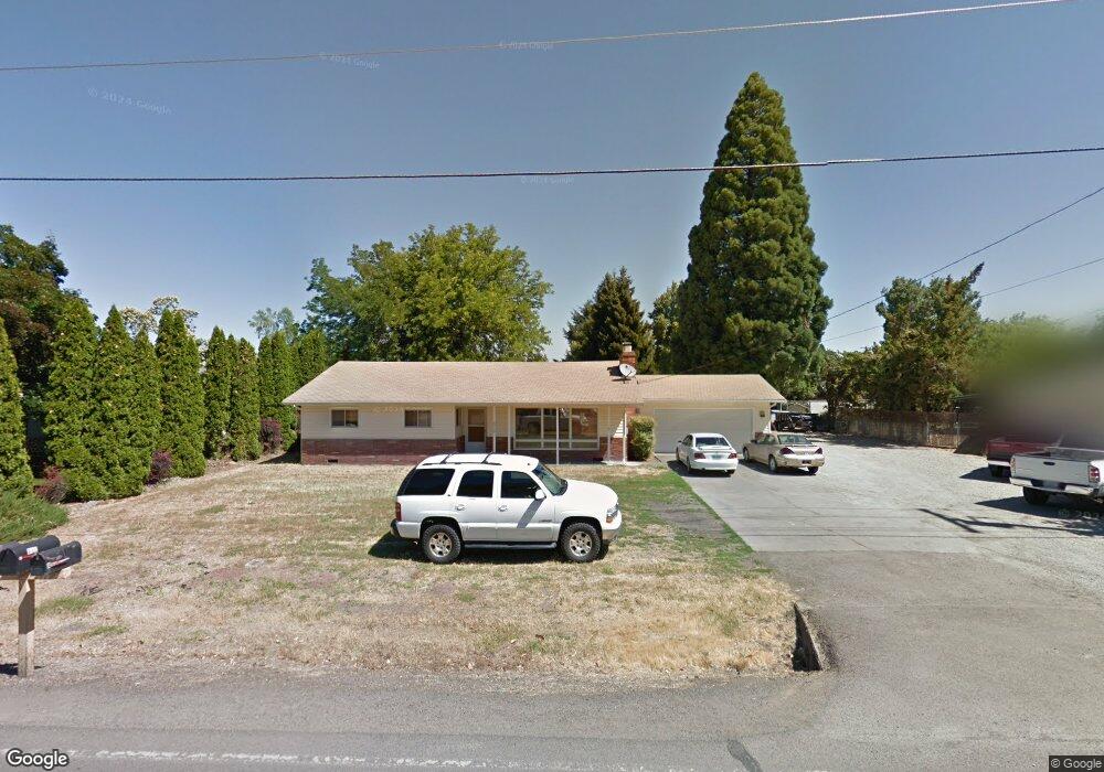 930 Beall Ln, Central Point, OR 97502 - photo 1