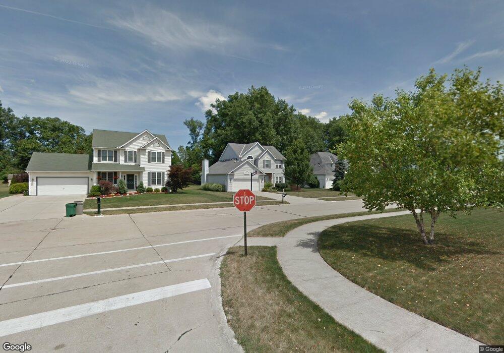 26994 Valeside Ln, Olmsted Falls, OH 44138 - photo 1