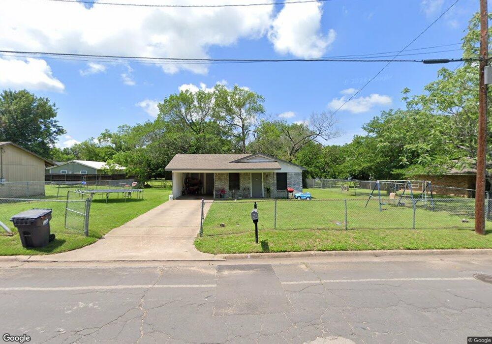 212 N 34th St, Corsicana, TX 75110 - photo 1