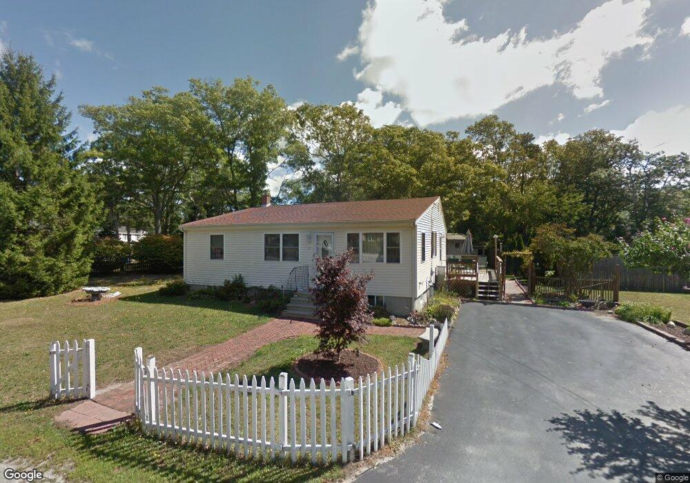 13 Arrowhead Dr, Buzzards Bay, MA 02532 - photo 1