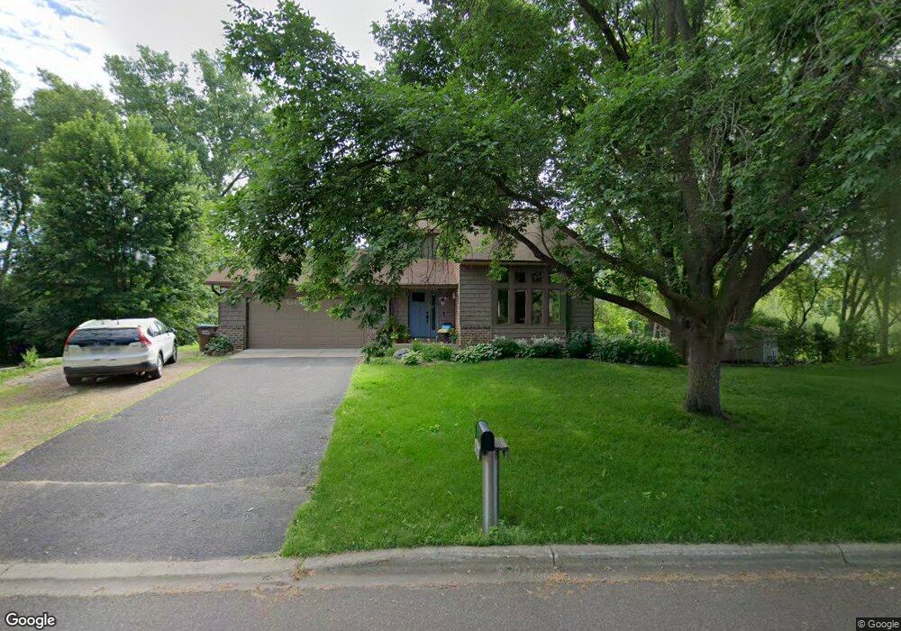 4549 Saddlewood Dr, Minnetonka, MN 55345 - photo 1