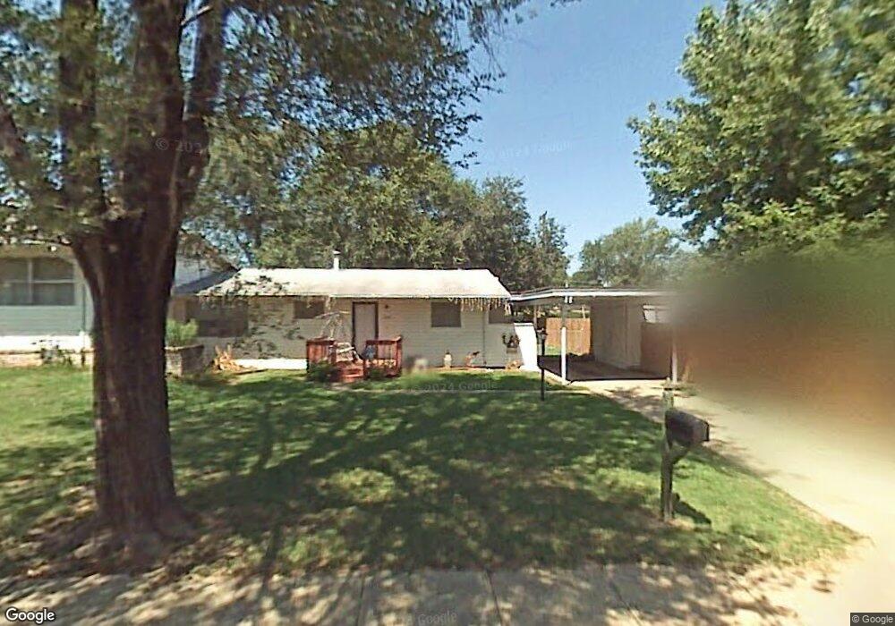 2102 SW 71st Terrace, Topeka, KS 66619 - photo 1