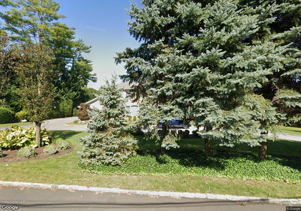 171 Bayview Rd, Manhasset, NY 11030 - photo 1