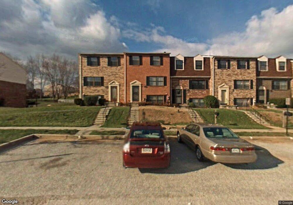 4712 Grand Bend Dr, Catonsville, MD 21228 - photo 1