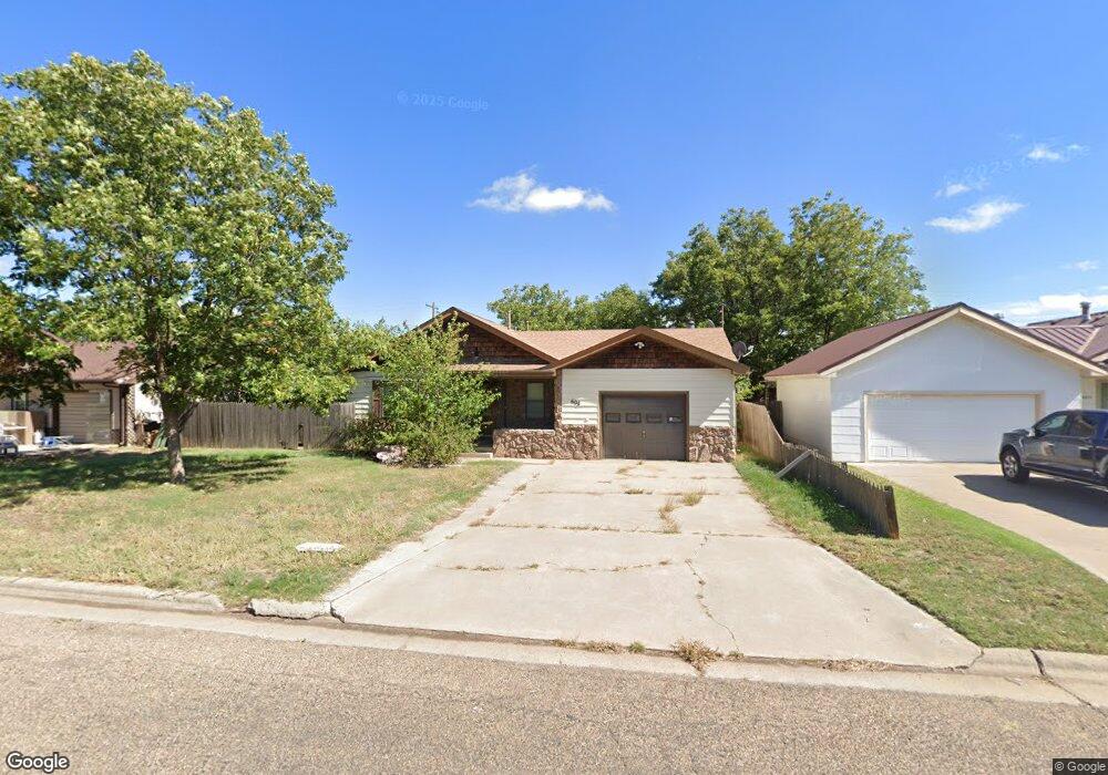 608 Cedar Ave, Dumas, TX 79029 - photo 1