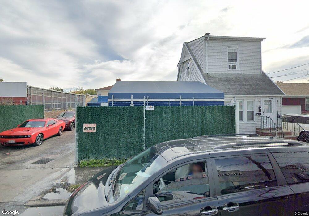 17460 125th Ave, Jamaica, NY 11434 - photo 1