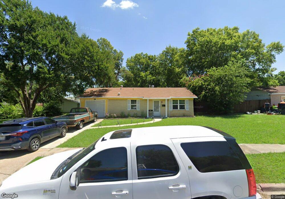 2020 Avis St, Mesquite, TX 75149 - photo 1