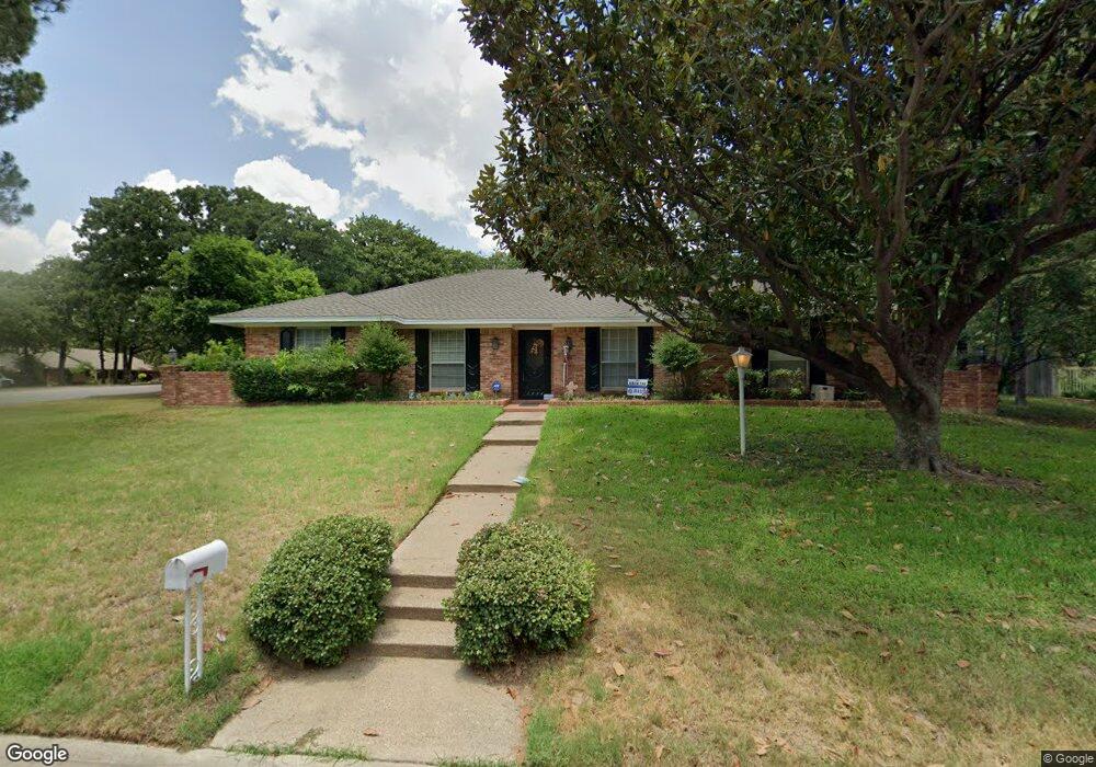 1824 Stonegate Dr, Denton, TX 76205 - photo 1