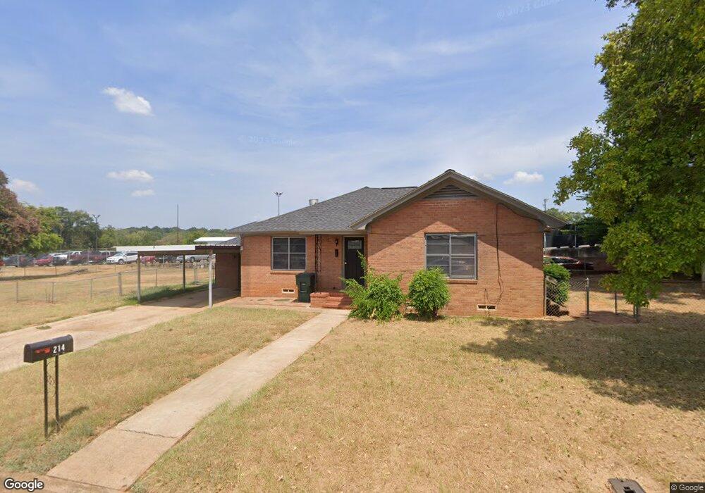 214 Lewis St, Nacogdoches, TX 75961 - photo 1