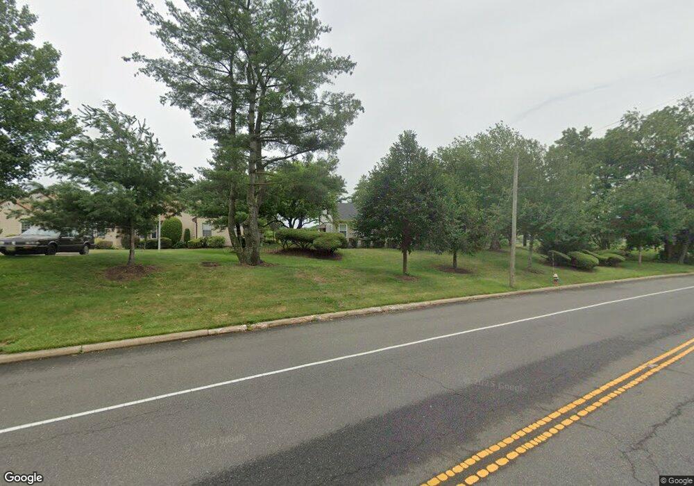 29B Benjamin Franklin Dr, Monroe Township, NJ 08831 - photo 1