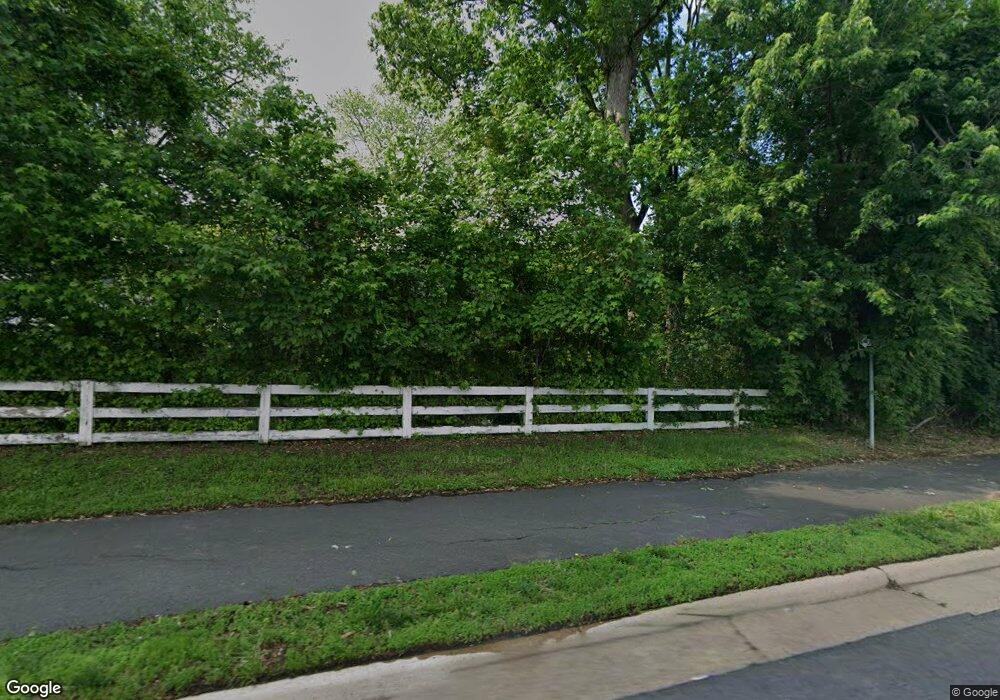 9907 Manet Rd, Burke, VA 22015 - photo 1