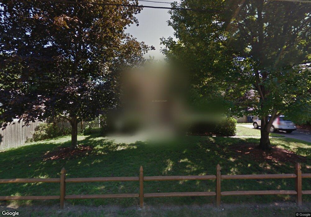 8 Trinity Dr, Nashua, NH 03063 - photo 1