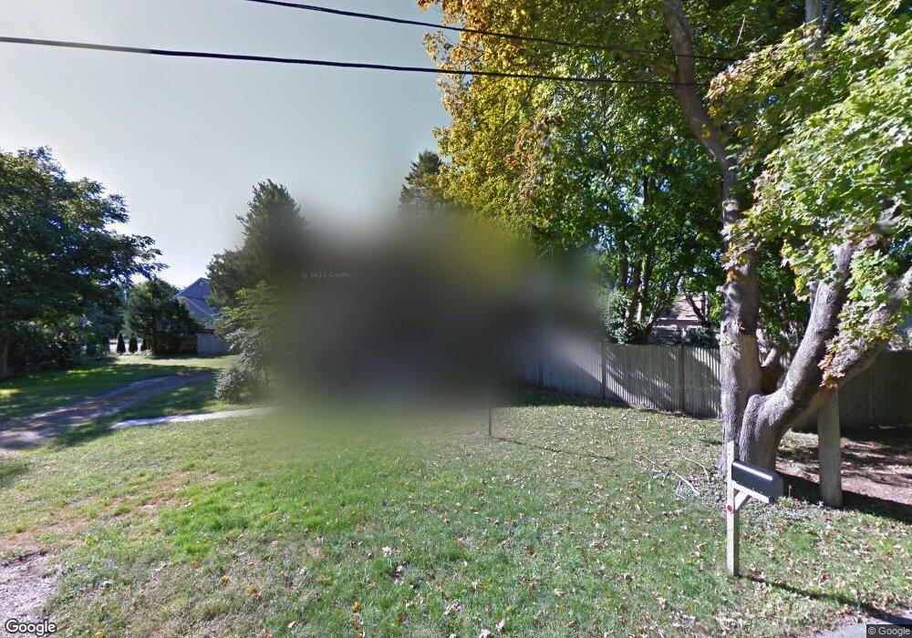 81 South Ave, South Dartmouth, MA 02748 - photo 1