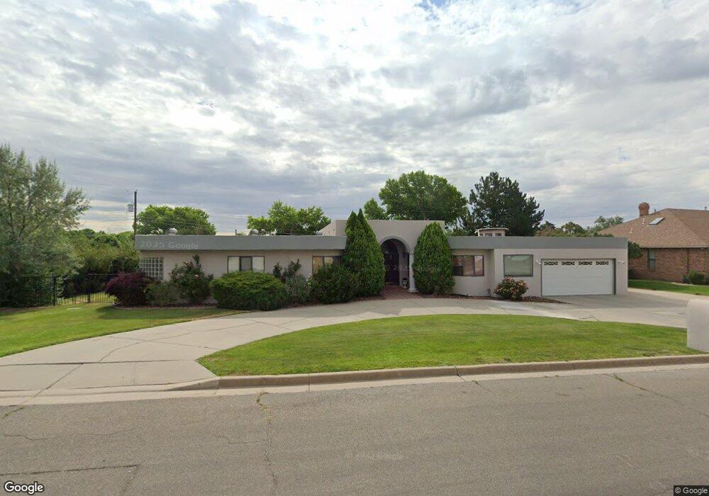 5704 Cedarwood Dr, Farmington, NM 87402 - photo 1