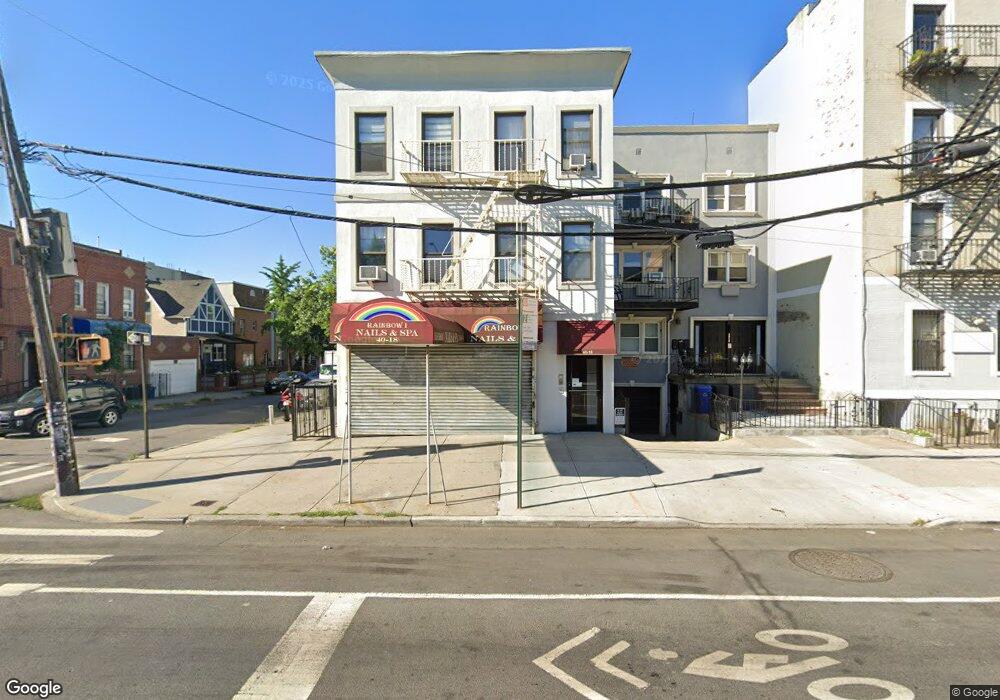 4018 31st Ave, Long Island City, NY 11103 - photo 1