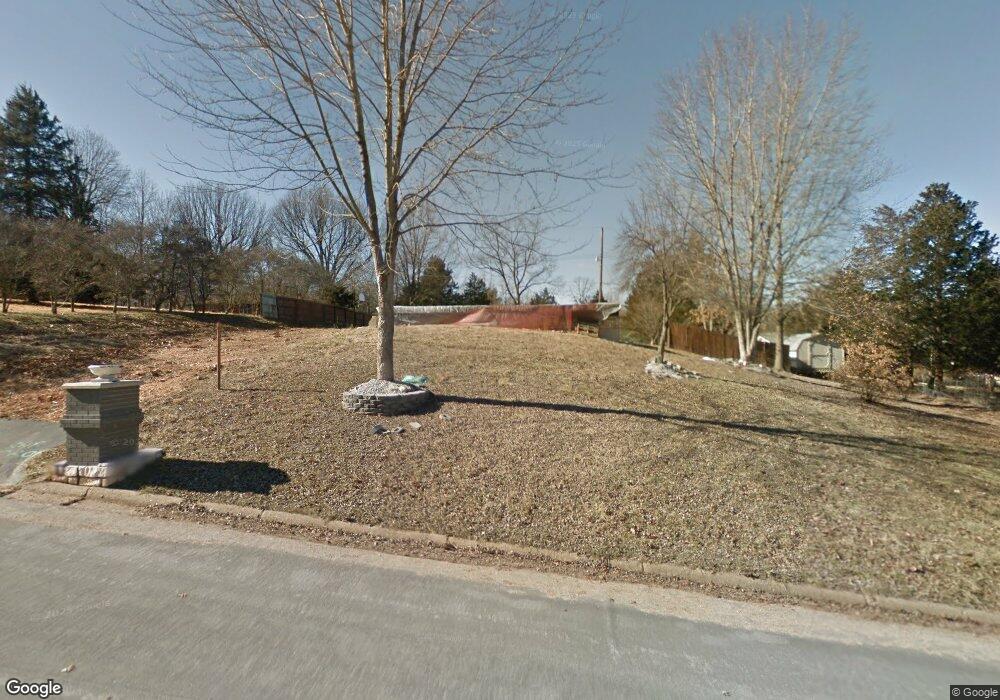 1102 Sycamore Dr, Rolla, MO 65401 - photo 1