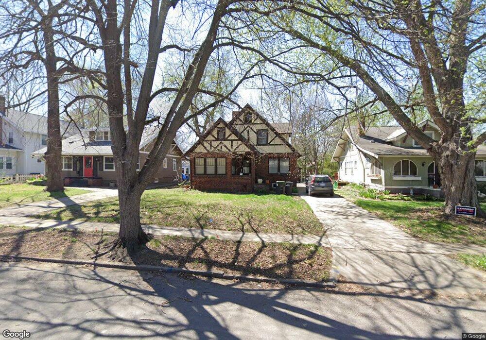 1410 42nd St, Des Moines, IA 50311 - photo 1