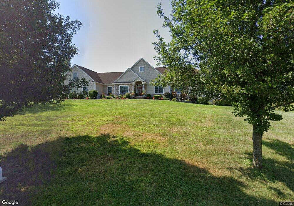 19 Parsons Rd, Enfield, CT 06082 - photo 1