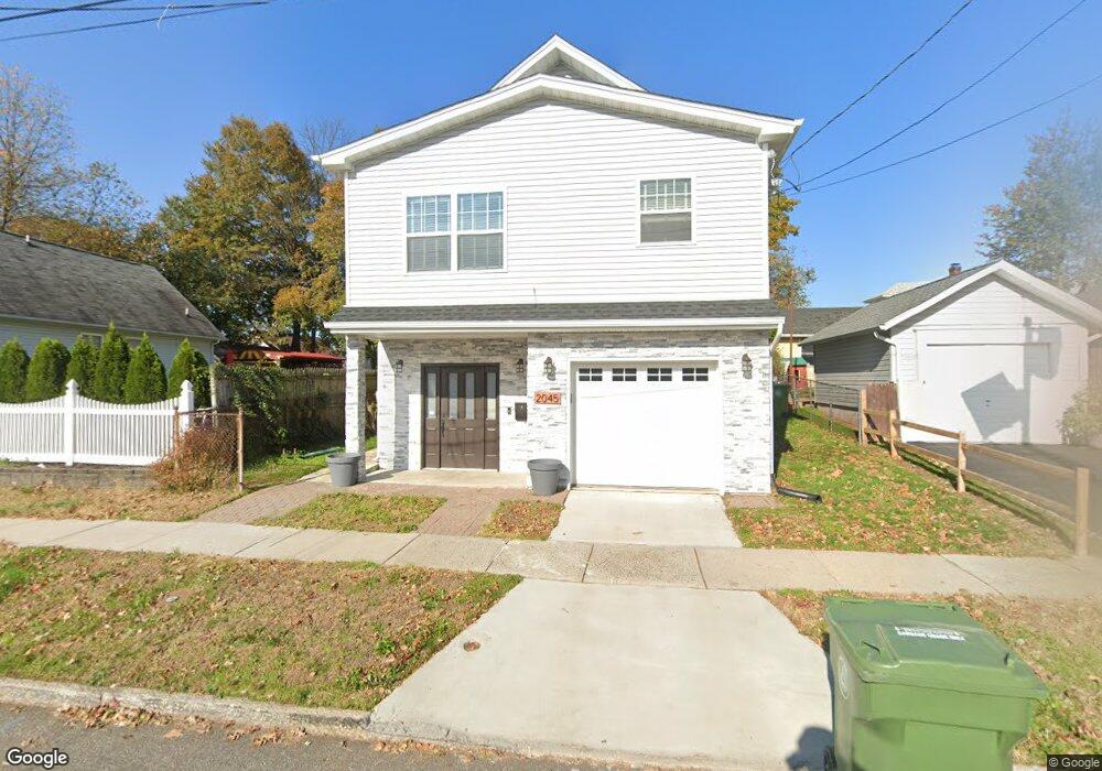 2043 Caroline Ave, Linden, NJ 07036 - photo 1