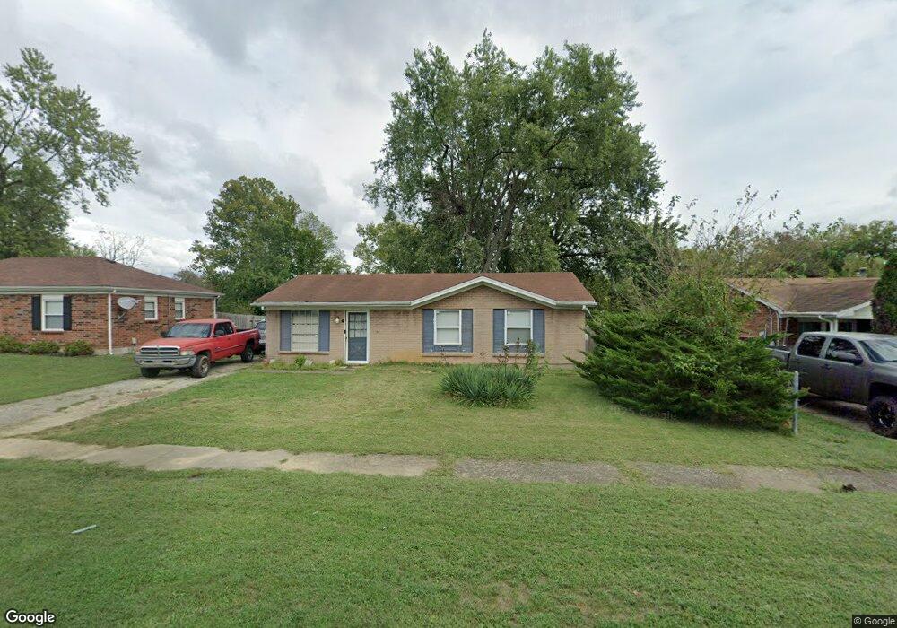 7915 Grenelle Dr, Louisville, KY 40228 - photo 1