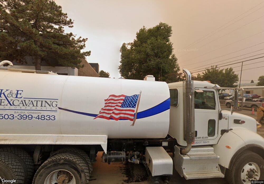 205 NE Hawthorne Ave, Bend, OR 97701 - photo 1