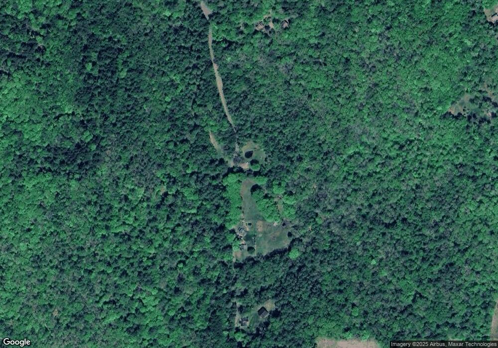 452 Newcomb Rd, Putney, VT 05346 - photo 1