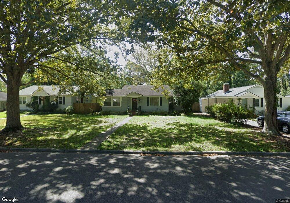 211 E 65th St, Savannah, GA 31405 - photo 1