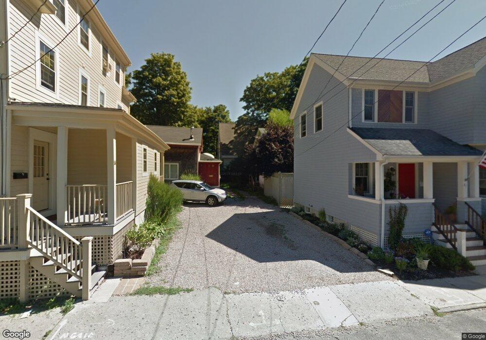 18 Heath St, Newport, RI 02840 - photo 1