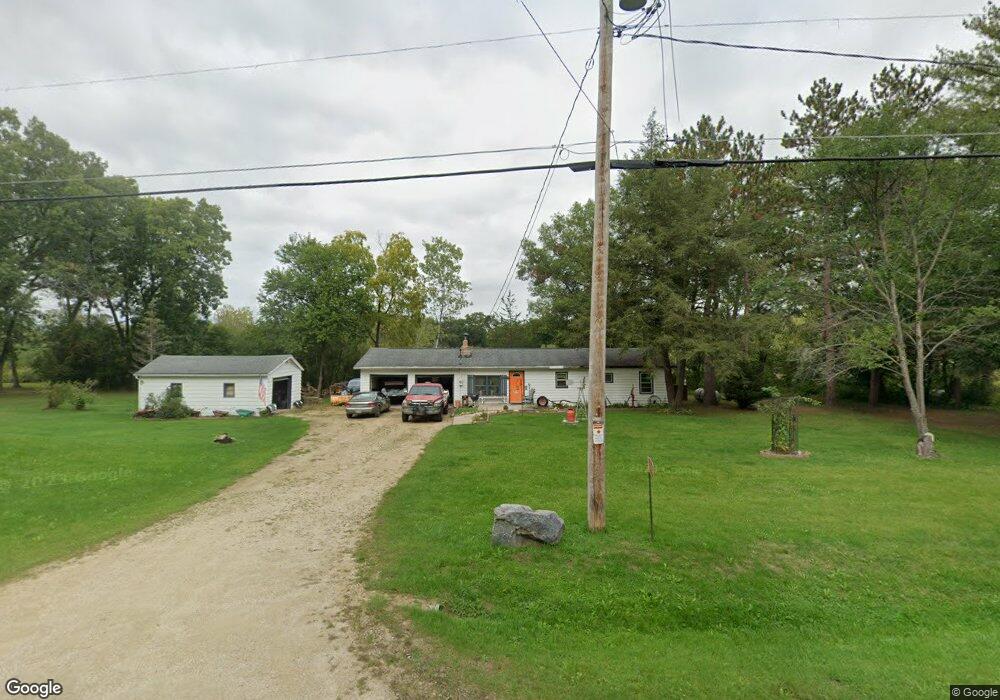 3740 W Bass Creek Rd, Beloit, WI 53511 - photo 1