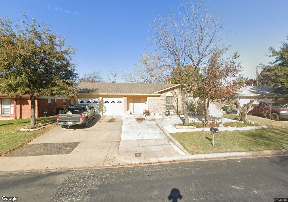 1032 W Cheryl Ave, Hurst, TX 76053 - photo 1