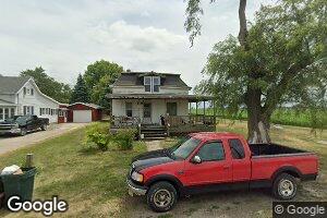 295 S 6th St, Sheldon, IL 60966