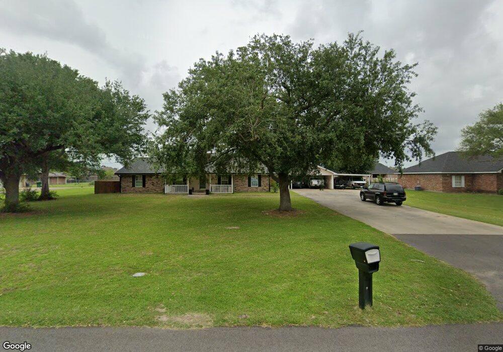1004 Lakeridge Ln, Lake Charles, LA 70605 - photo 1